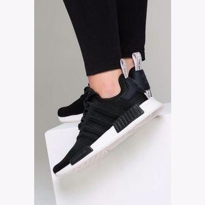 Adidas NMD R1 Sneaker sz 6.5